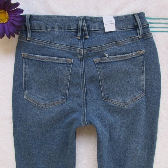 New GOOD AMERICAN Jeans Size 8/29 Distressed Skinny Denim - Picture 8 of 14